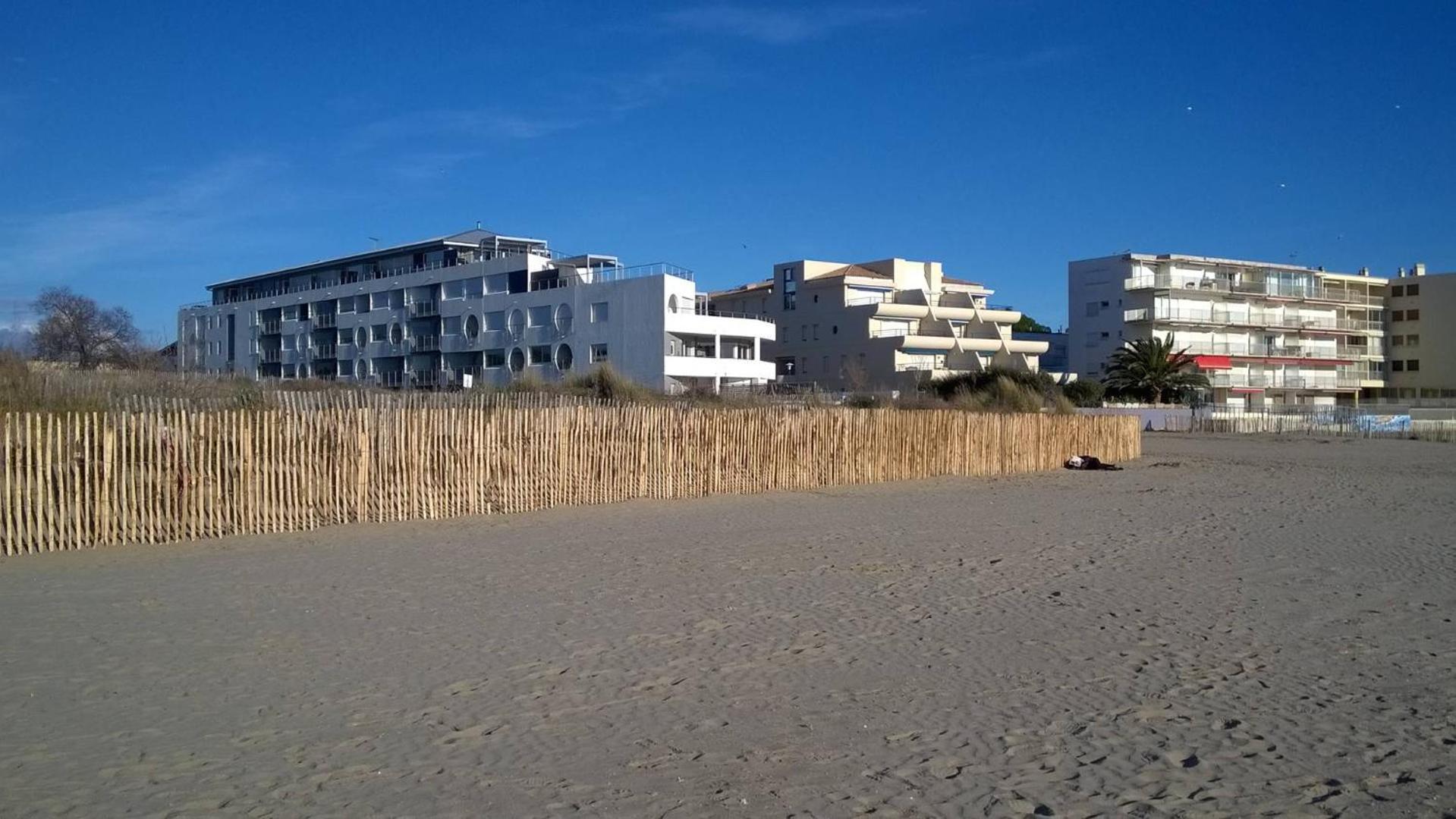 As14629 - P2 Mezzanine Avec Vue Mer Laterale, Dans Une Residence Sur Plage Avec Parking Prive Le Grau-du-Roi Dış mekan fotoğraf